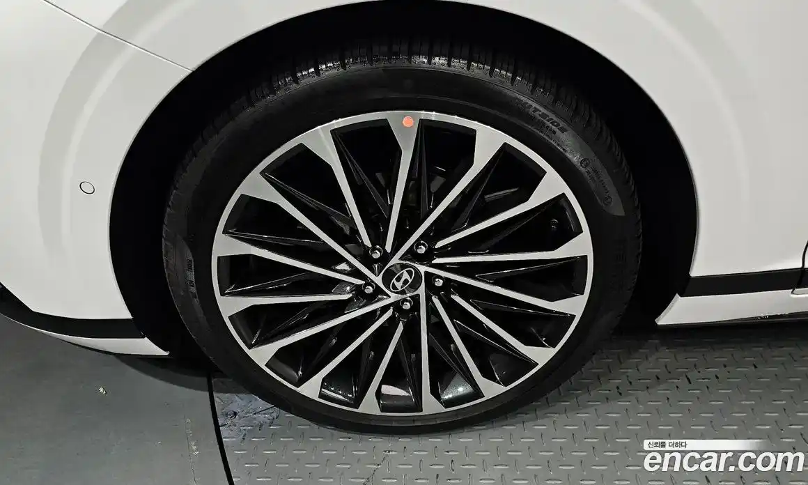 Hyundai Grandeur 2026 1.6 Автомат в Москве № 129603, фото 5