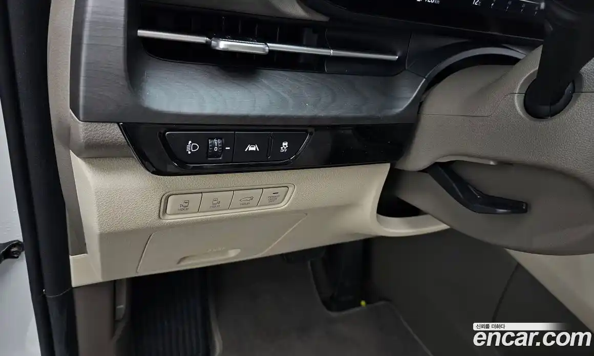 Kia Canival 2021 3.5 Автомат в Москве № 132525, фото 19