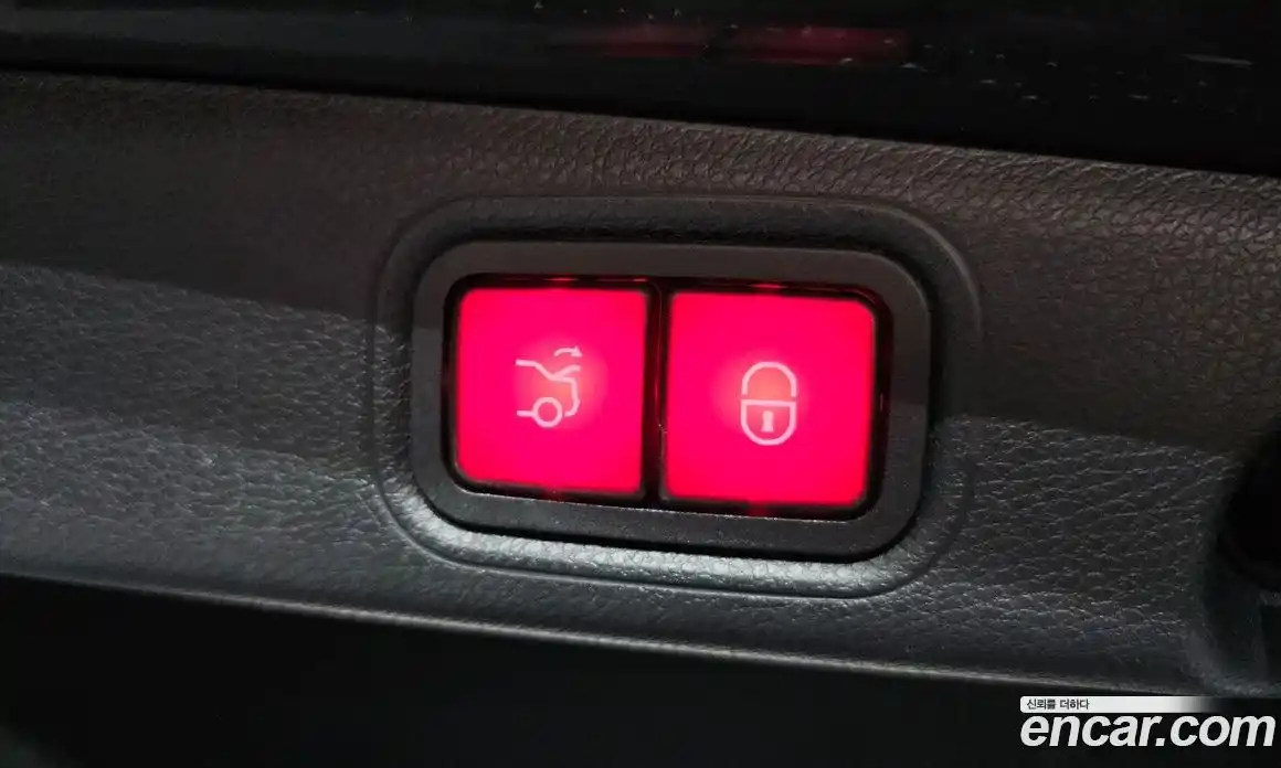 Mercedes-Benz E-Class 2022 2.0 Автомат в Москве № 138889, фото 13