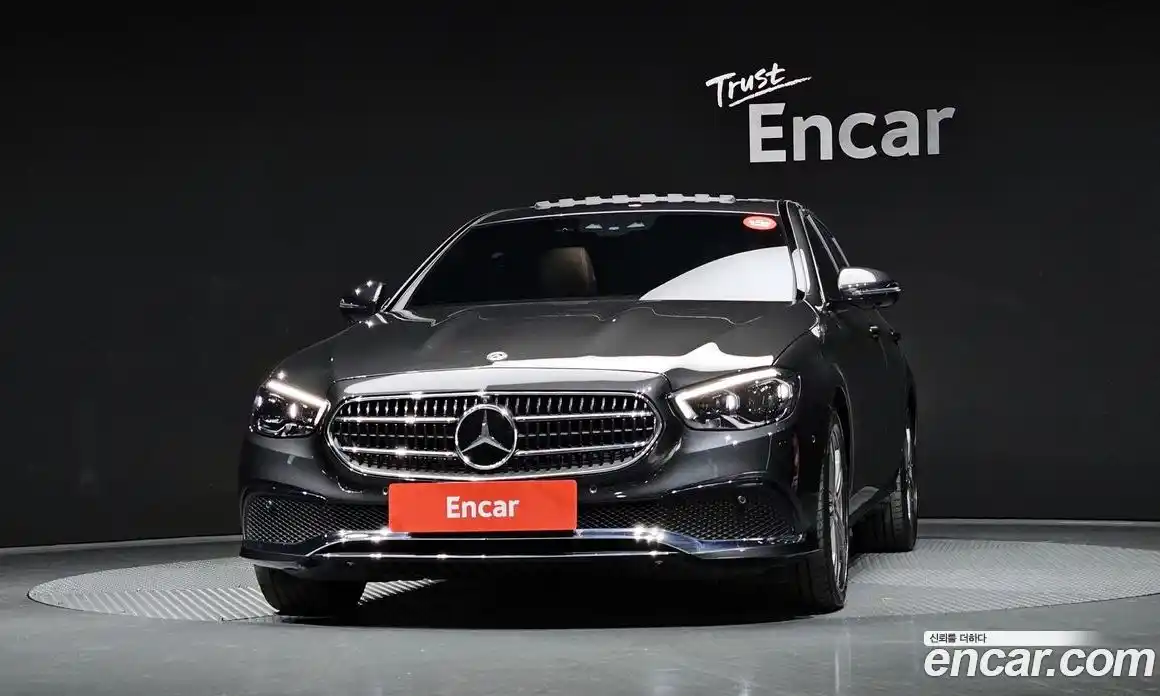 Mercedes-Benz E-Class 2022 2.0 Автомат в Москве № 138889, фото 19