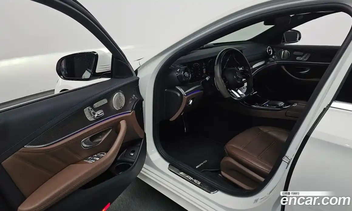 Mercedes-Benz E-Class 2021 3.0 Автомат в Москве № 139473, фото 12