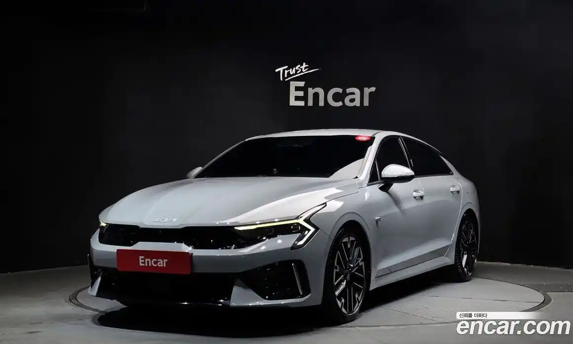 Kia K5 2024 1.6 Автомат в Москве № 14099, фото 1