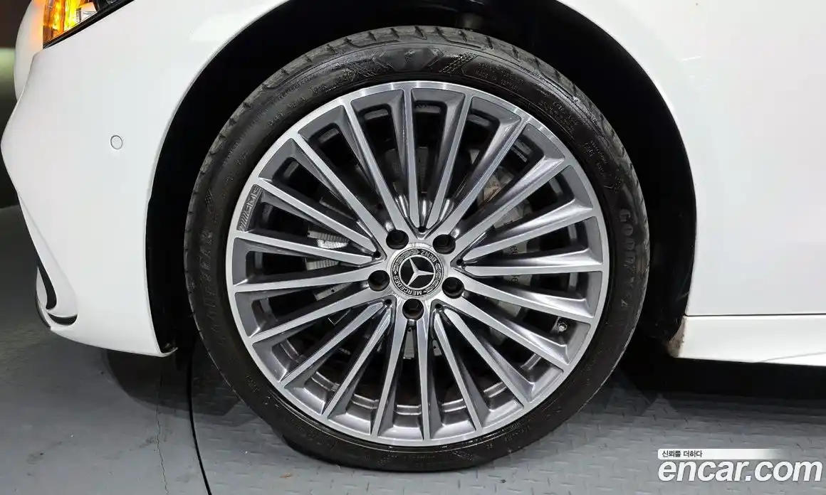 Mercedes-Benz C-Class 2022 2.0 Автомат в Москве № 141395, фото 16