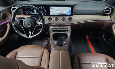Mercedes-Benz E-Class 2021 2.0 Автомат в Москве № 143128, миниатюра 4