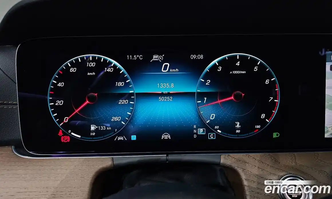 Mercedes-Benz E-Class 2021 2.0 Автомат в Москве № 143128, фото 7