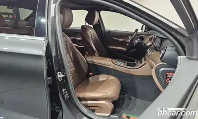 Mercedes-Benz E-Class 2021 2.0 Автомат в Москве № 143128, миниатюра 8