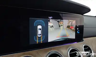 Mercedes-Benz E-Class 2021 2.0 Автомат в Москве № 143128, миниатюра 10