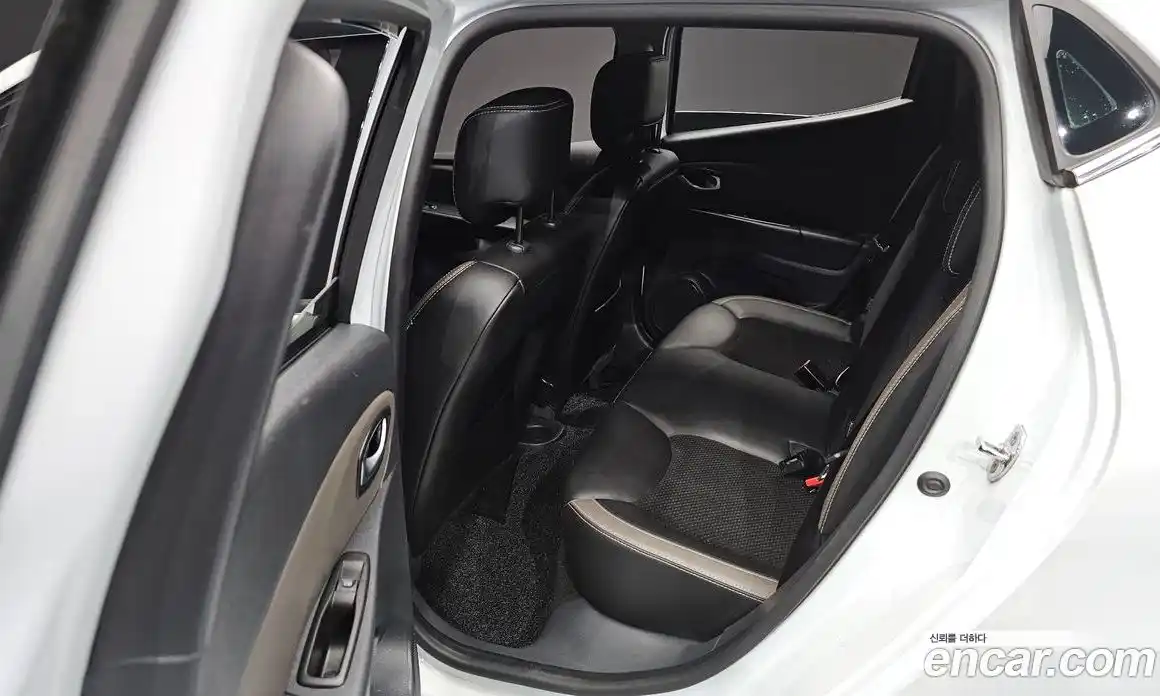 Renault Cilo 2018 1.5 Автомат в Москве № 148220, фото 12