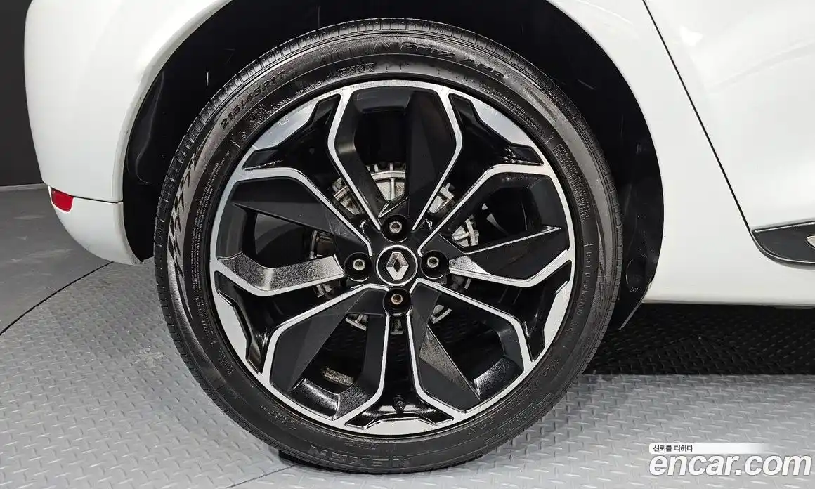 Renault Cilo 2018 1.5 Автомат в Москве № 148220, фото 19