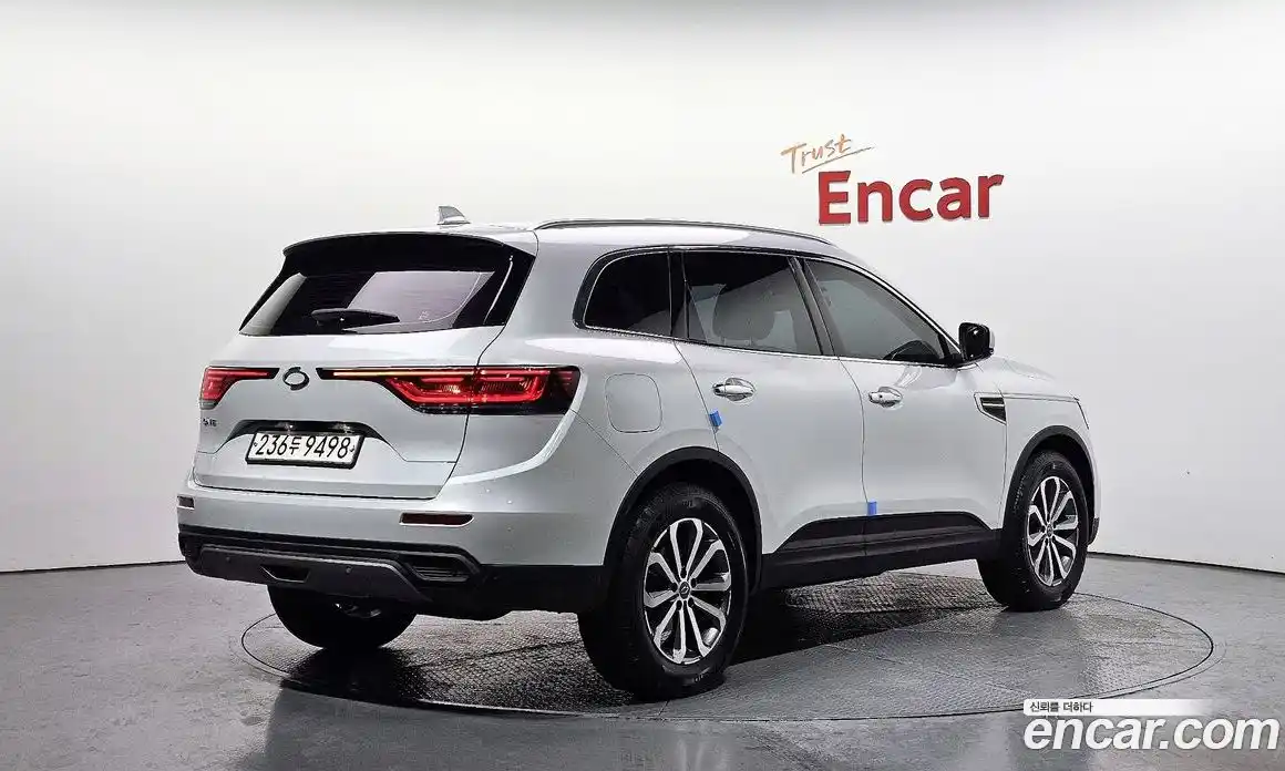 Renault QM6 2022 2.0 Автомат в Москве № 148358, фото 16