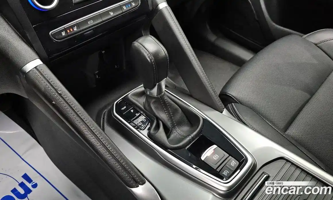 Renault QM6 2022 2.0 Автомат в Москве № 148358, фото 8