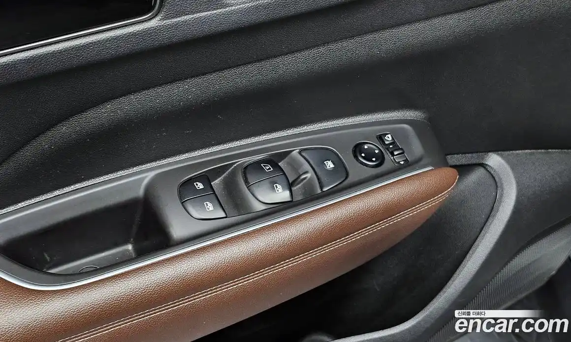 Renault QM6 2017 2.0 Автомат в Москве № 148460, фото 18