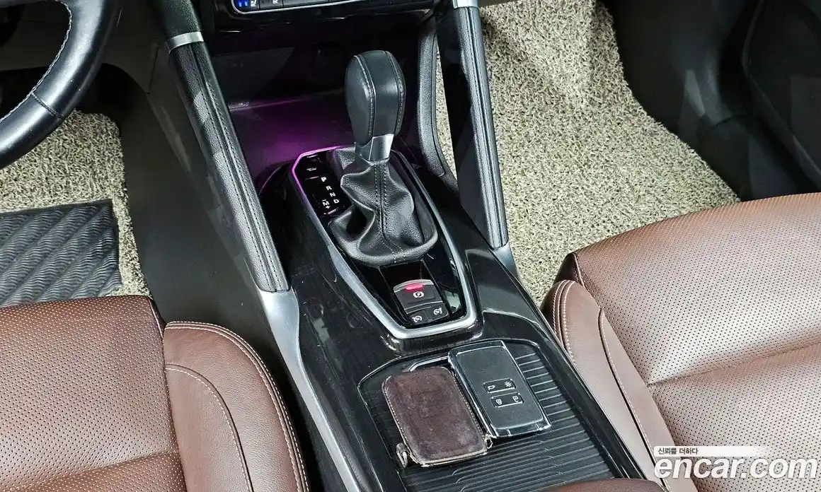 Renault QM6 2017 2.0 Автомат в Москве № 148460, фото 9