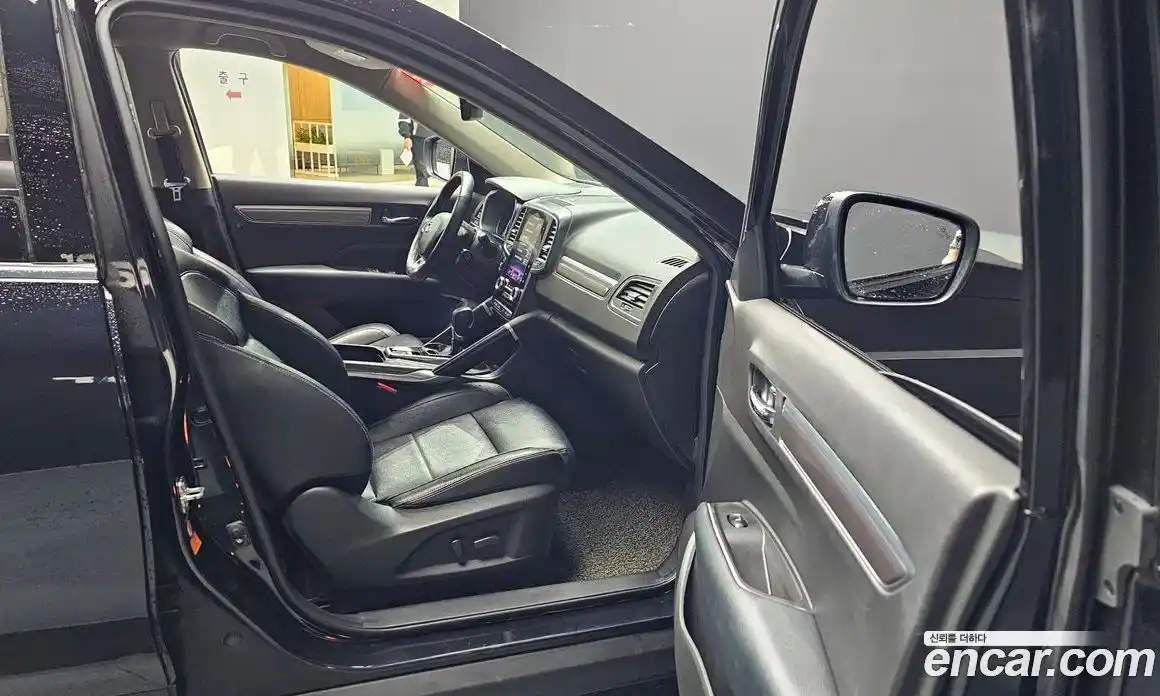 Renault QM6 2017 2.0 Автомат в Москве № 149617, фото 9