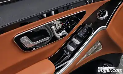 Mercedes-Benz S-Class 2022 3.0 Автомат в Москве № 150881, миниатюра 12