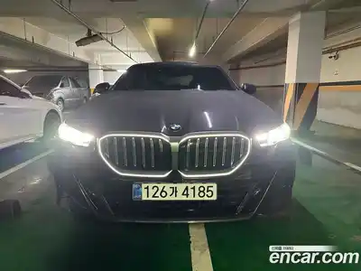 BMW 5-Series 2025 2.0 Автомат в Москве № 153155, миниатюра 2