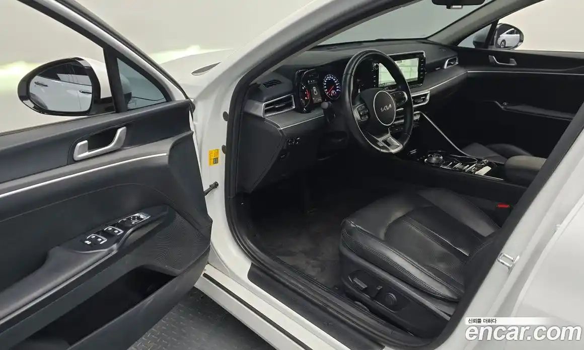 Kia K5 2023 2.0 Автомат в Москве № 15413, фото 18