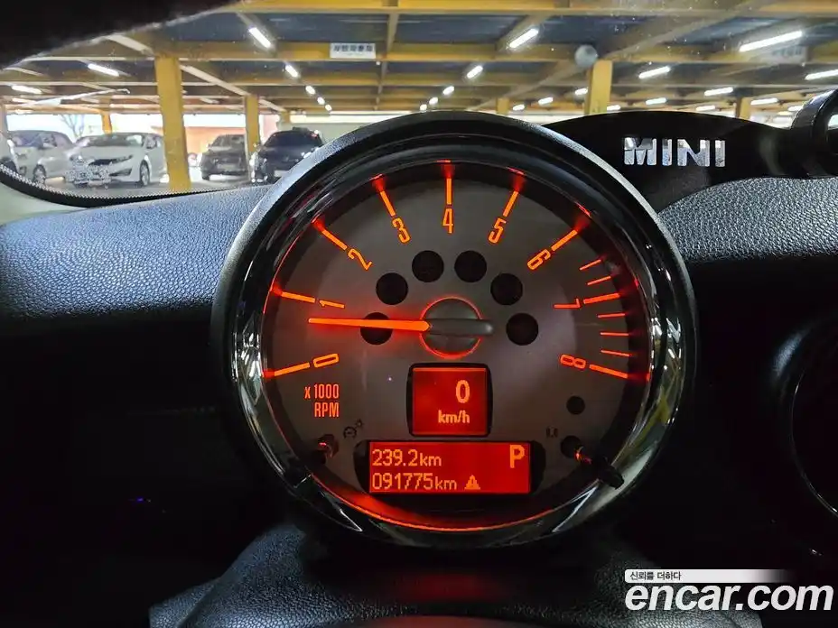 Mini Cooper 2012 1.6 Автомат в Москве № 154296, фото 13