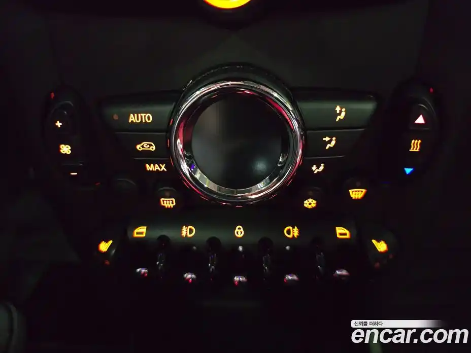 Mini Cooper 2012 1.6 Автомат в Москве № 154296, фото 16