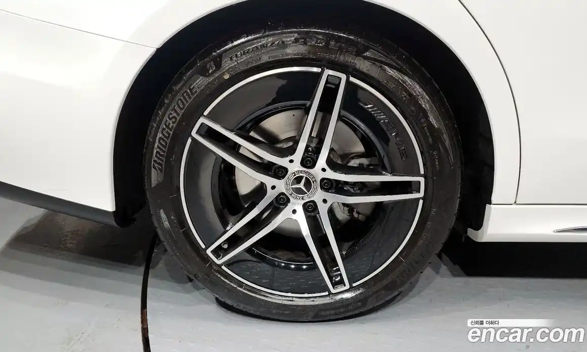 Mercedes-Benz E-Class 2025 2.0 Автомат в Москве № 159986, фото 16