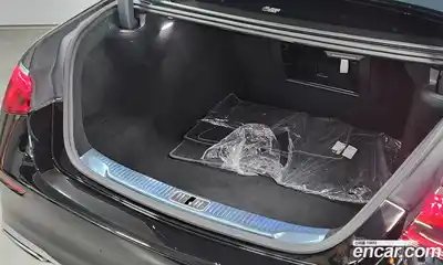 Mercedes-Benz S-Class 2023 4.0 Автомат в Москве № 161063, миниатюра 12