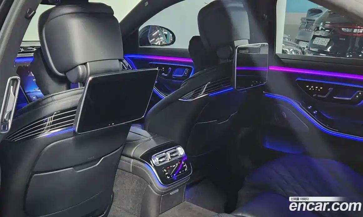 Mercedes-Benz S-Class 2023 4.0 Автомат в Москве № 161063, фото 10