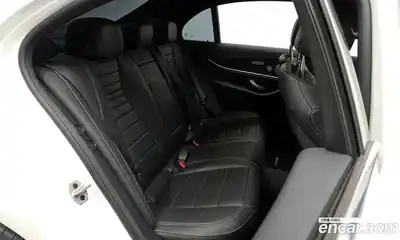 Mercedes-Benz E-Class 2022 1.9 Автомат в Москве № 161337, миниатюра 12