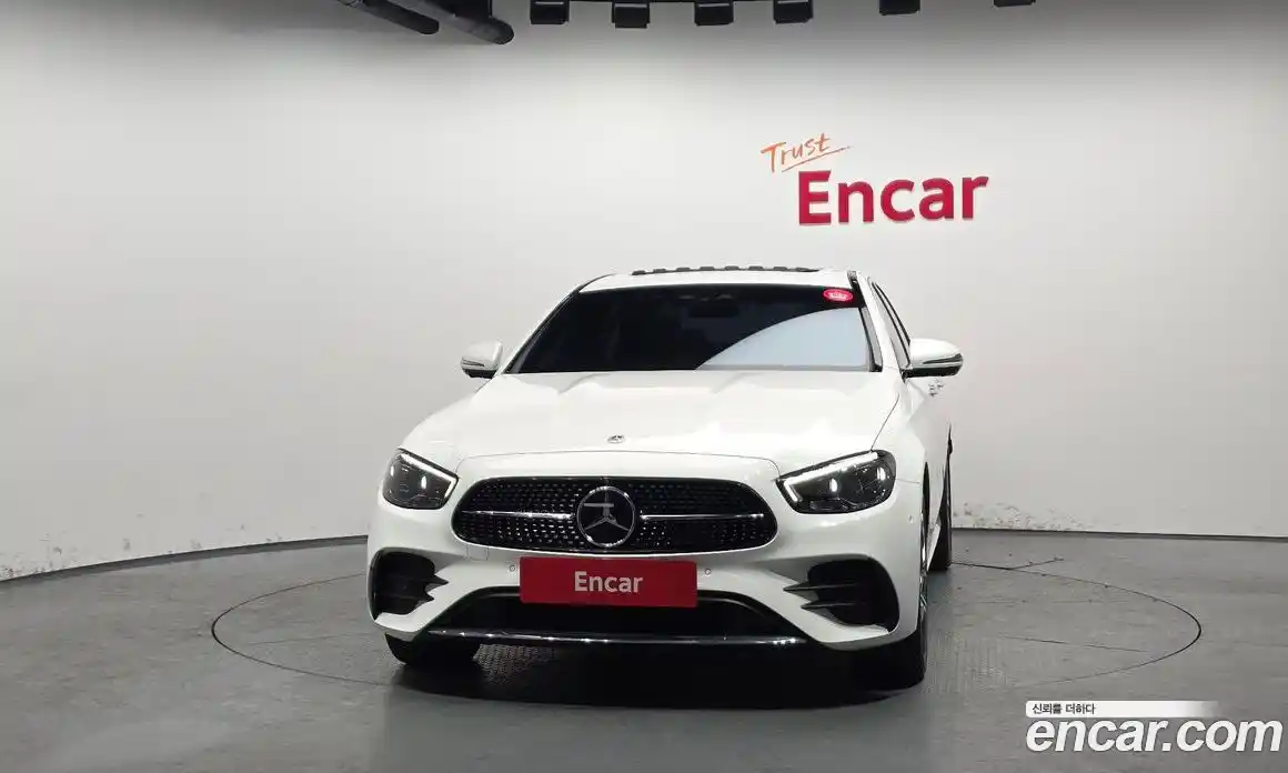 Mercedes-Benz E-Class 2022 1.9 Автомат в Москве № 161337, фото 3