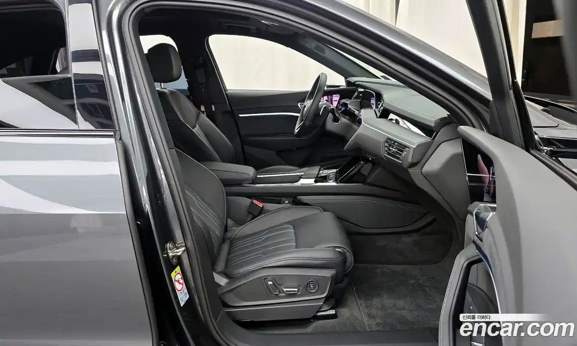 Audi e-tron 2023 0.2 Автомат в Москве № 162299, фото 15