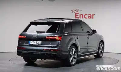 Audi Q7, 2023