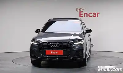 Audi Q7 2023 3.0 Автомат в Москве № 162350, миниатюра 2