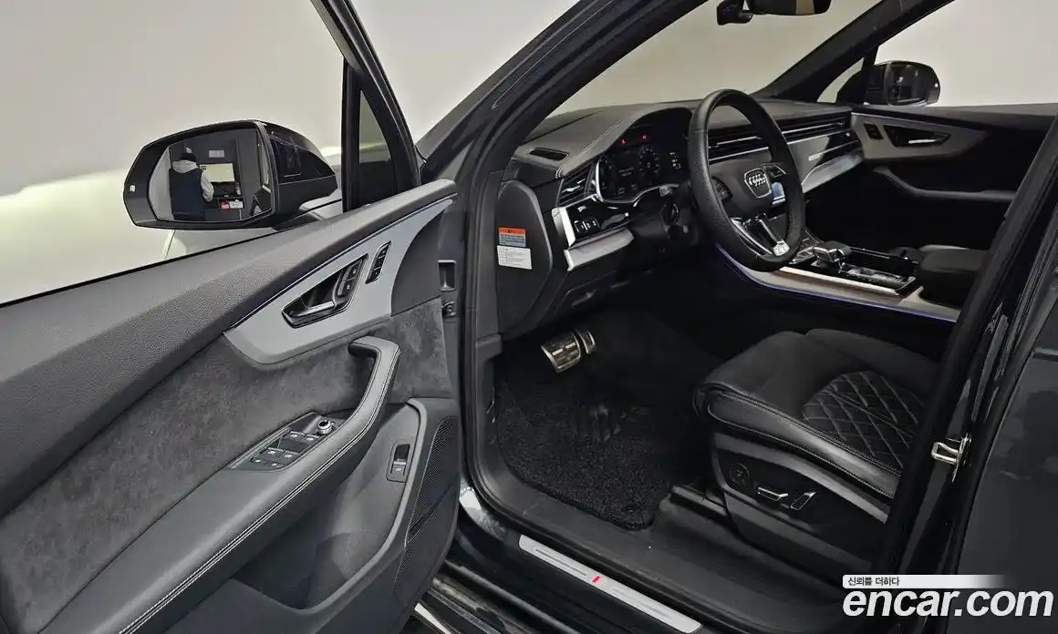 Audi Q7 2023 3.0 Автомат в Москве № 162350, фото 10