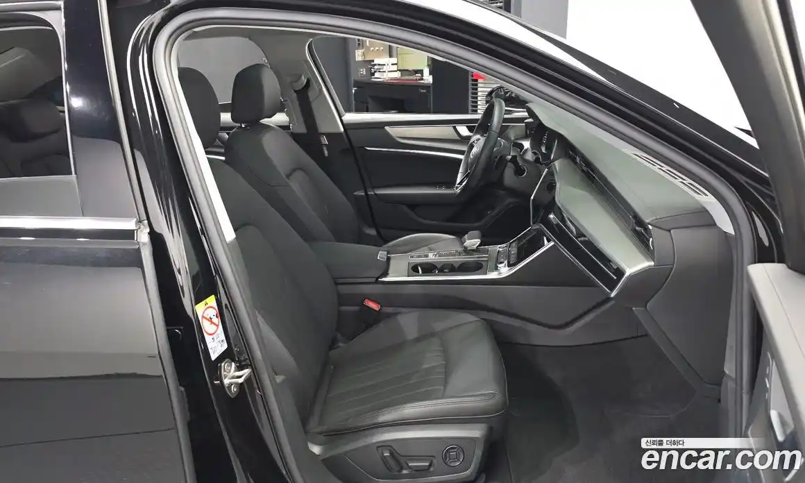 Audi A6 2023 2.0 Автомат в Москве № 162460, фото 19