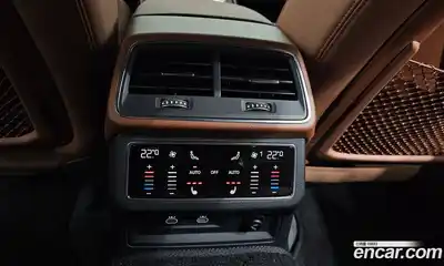 Audi A6 2023 2.0 Автомат в Москве № 162605, миниатюра 3