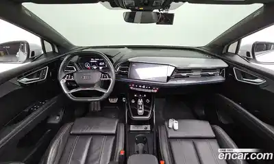 Audi Q4 e-tron 2022 0.1 Автомат в Москве № 163012, миниатюра 5