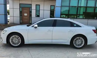 Audi A6 2020 2.0 Автомат в Москве № 164107, миниатюра 11