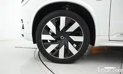 Volvo XC90 2024 2.0 Автомат в Москве № 164124, миниатюра 5