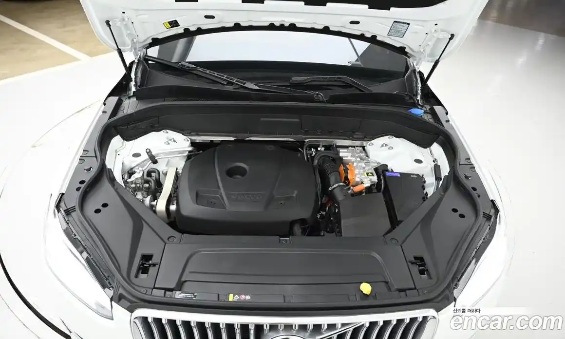 Volvo XC90 2024 2.0 Автомат в Москве № 164124, фото 6