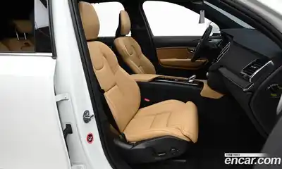 Volvo XC90 2024 2.0 Автомат в Москве № 164124, миниатюра 10