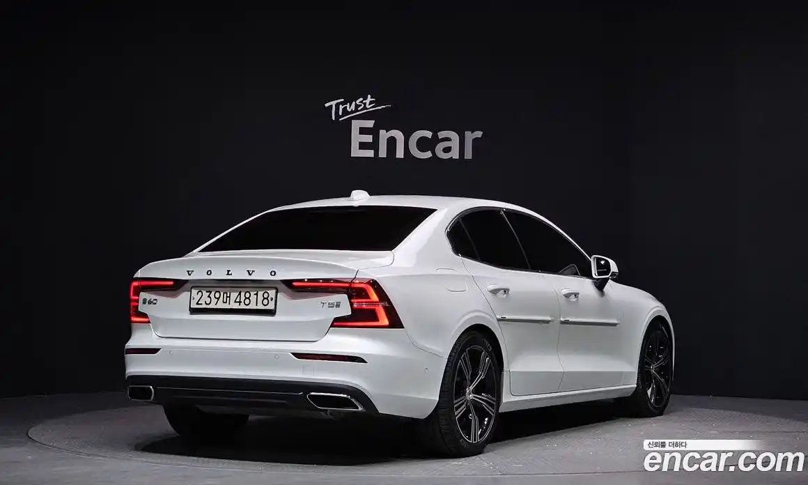 Volvo S60 2020 2.0 Автомат в Москве № 164304, фото 19