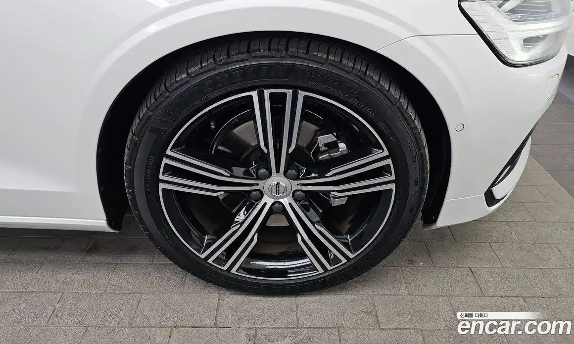 Volvo S60 2020 2.0 Автомат в Москве № 164304, фото 5