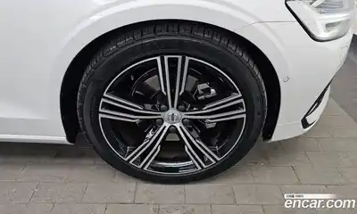 Volvo S60 2020 2.0 Автомат в Москве № 164304, миниатюра 5