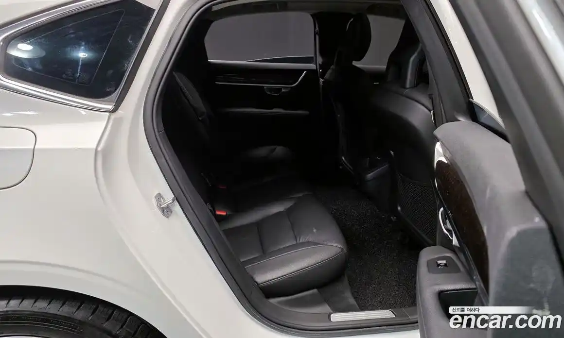 Volvo S90 2017 2.0 Автомат в Москве № 164381, фото 16