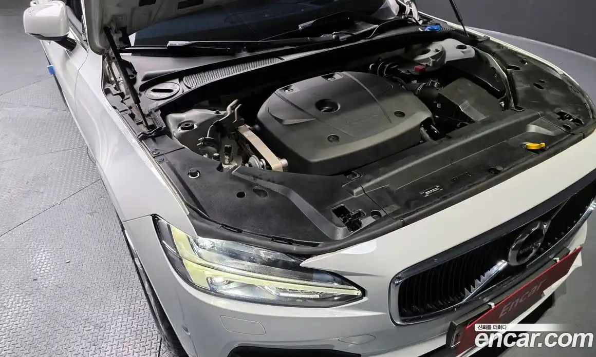 Volvo S90 2017 2.0 Автомат в Москве № 164381, фото 19