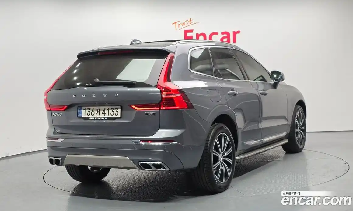 Volvo XC60 2021 2.0 Автомат в Москве № 164425, фото 13