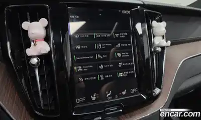 Volvo XC60 2021 2.0 Автомат в Москве № 164425, миниатюра 8