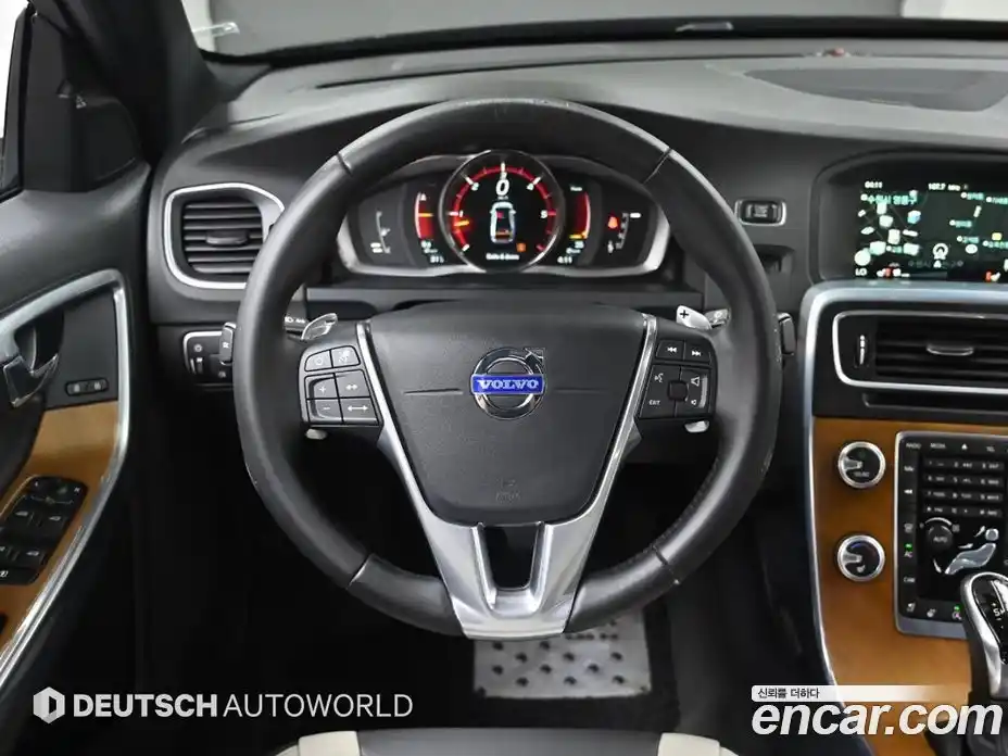 Volvo S60 2016 2.4 Автомат в Москве № 164486, фото 13