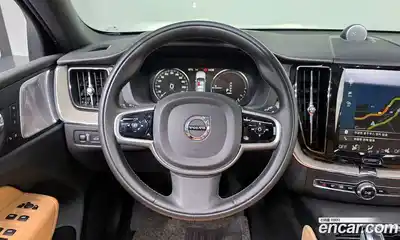 Volvo XC60 2019 2.0 Автомат в Москве № 164555, миниатюра 5
