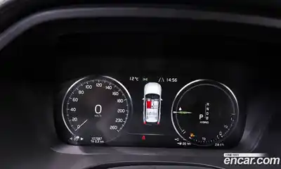 Volvo XC60 2019 2.0 Автомат в Москве № 164555, миниатюра 10