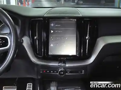 Volvo XC60 2021 2.0 Автомат в Москве № 164816, миниатюра 11